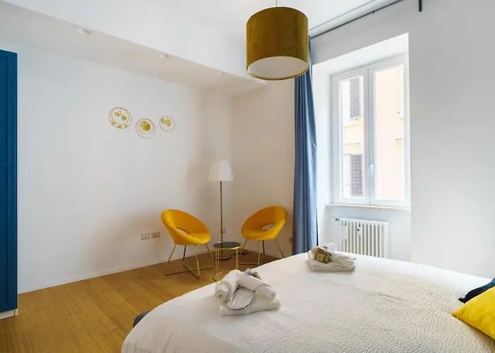 Dreamynest Quattro Cantoni - 2 Bdr Vicino Il Colosseo רומא