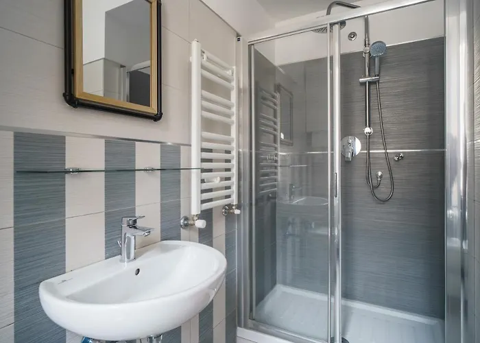 Dreamynest Quattro Cantoni - 2 Bdr Vicino Il Colosseo