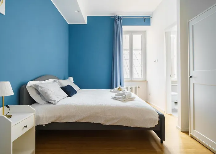 Dreamynest Quattro Cantoni - 2 Bdr Vicino Il Colosseo * רומא